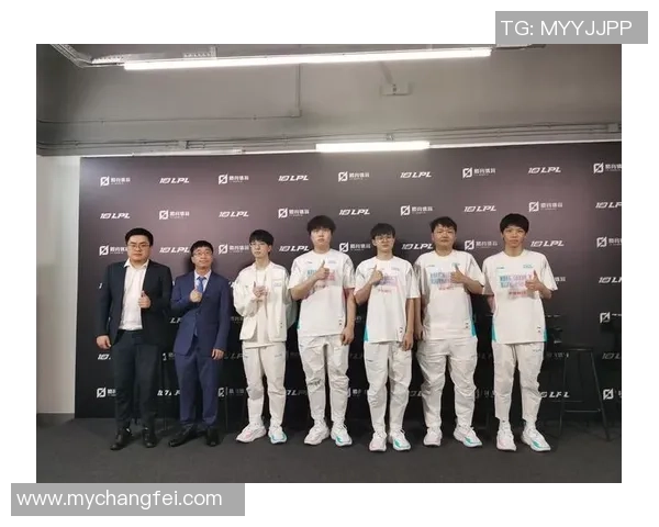 BLG在精英赛中的团队协作表现分析与评价