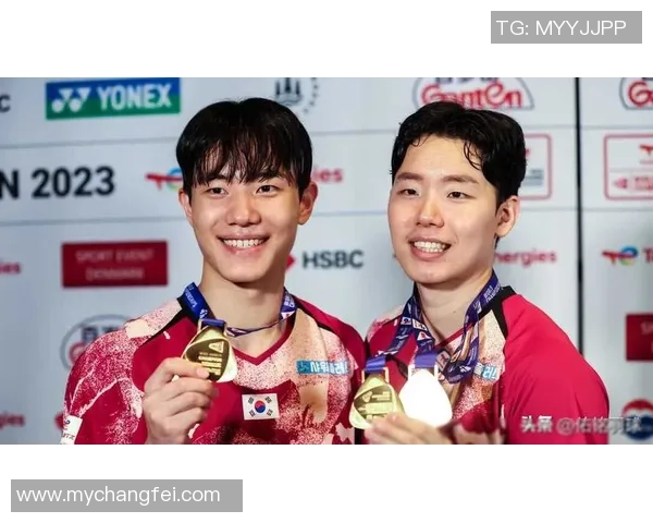 上海羽毛球队在世界锦标赛中的默契配合与精彩表现分析